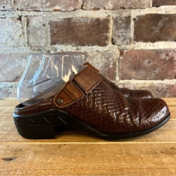 Ariat Rattan Brown Leather Woven Strap Slip On Mule Clog sz 7.5 - Picture 1 of 12